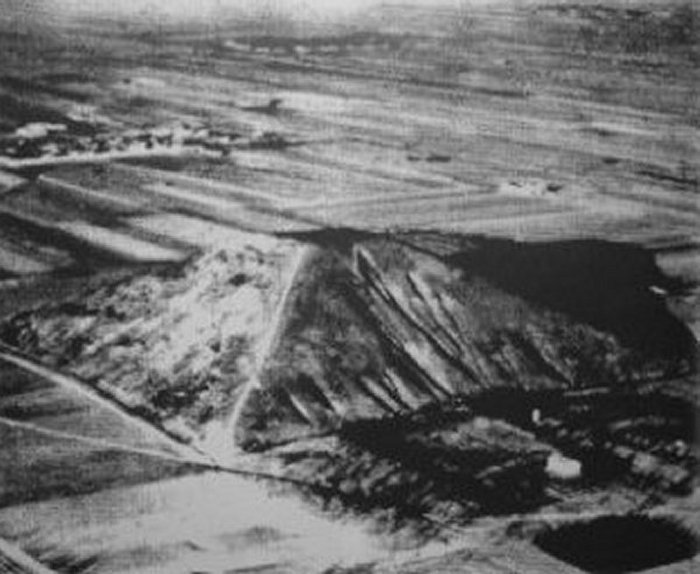 chinesepyram1.jpg