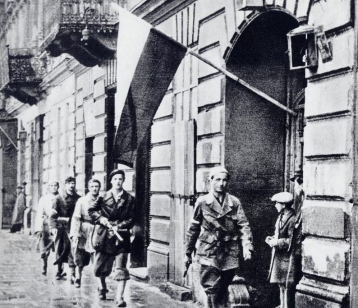 On This Day In History The Warsaw Uprising Began On August 1, 1944