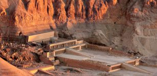 Deir el-Bahri - Sacred Resting Place For The Pharaohs