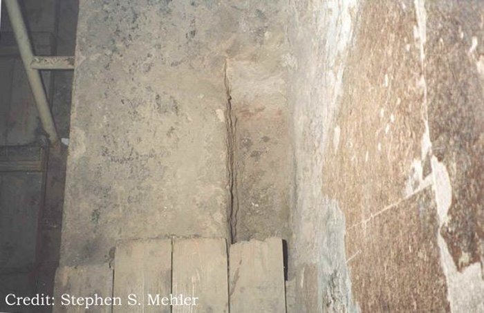 Was There An Explosion In The Great Pyramid In Antiquity?