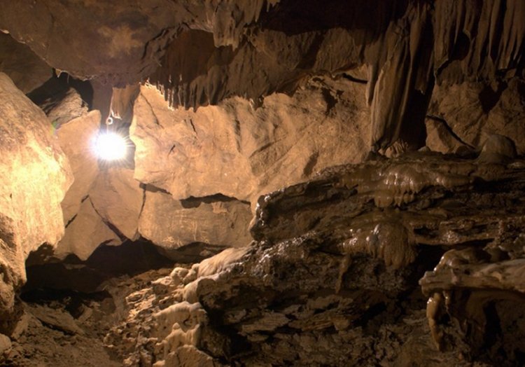 Dayu Cave