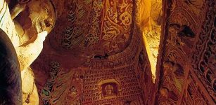 Yungang Grottoes, known as Wuzhoushan Grottoes in ancient times.