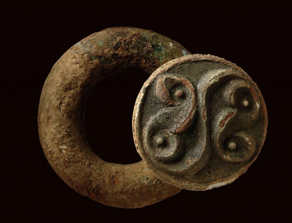 Time Capsule – Best Preserved 3,000-Year-Old Dwelling Ever Found In Britain