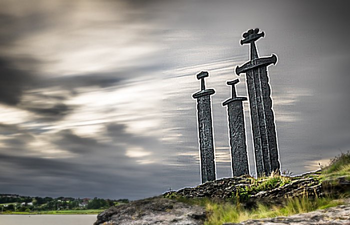 Sverd I Fjell – Swords In Rock: Battle Of Hafrsfjord Won By Harald Fairhair – First King Of Norway