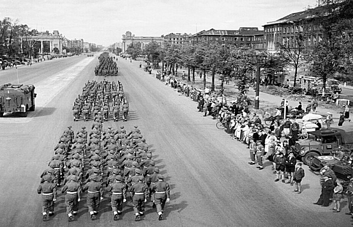 On This Day In History: Berlin Victory Parade Took Place - On September 7, 1945