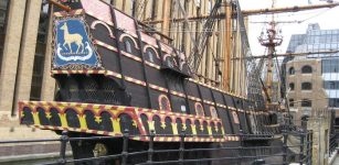 Replica of the Elizabethan galleon, The Golden Hind, captained by Francis Drake in 16th Century, Southwark, London, UK