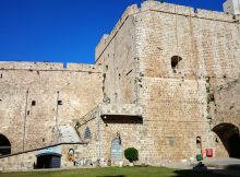 The old city of Acre, a ancient city dating back thousands of years. Image via visionsoftravel.org