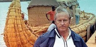 Thor Heyerdahl in front of the raft RA11,before the second attempt to crush the Atlantic. The picture was taken in Morocco, date unknown. Photo: Michel Lipchitz/AP