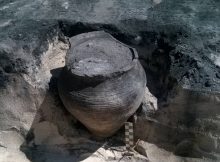 Underneath theUnder the floor, inhabitants dug up a clay pot