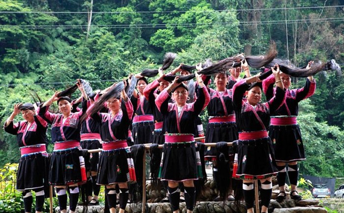 Huangluo: Long-Hair Village Where Women Don’t Cut Their Hair –A 2,000-Year-Old Tradition Of The Yao People