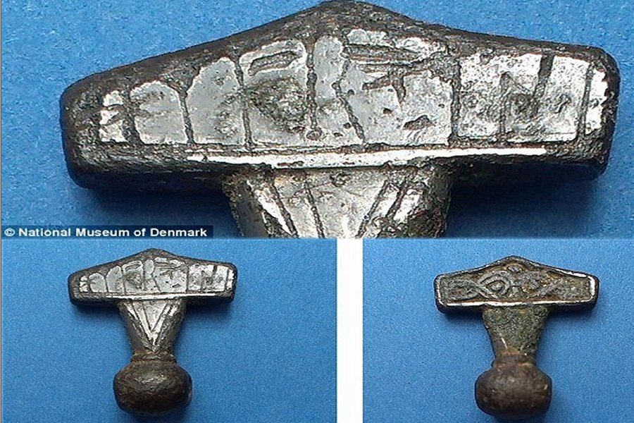 Unusual Hammer of Thor found in Denmark. .Both sides of the amulet are shown here with runes seen on the left image. The latest find is unusual as it has runes inscribed that reads ‘Hmar x is’ (‘This is a Hammer’)