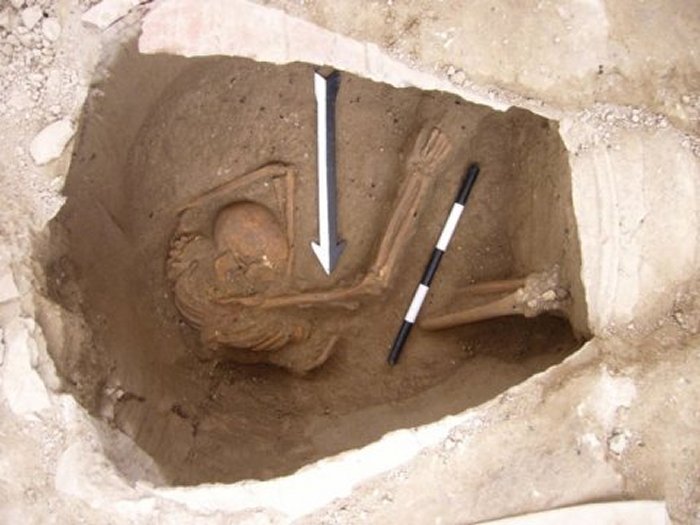 A large jar burial containing the remains of one of the individuals sequenced in the study. Credit: Dr. Claude Doumet-Serhal - The Sidon excavation