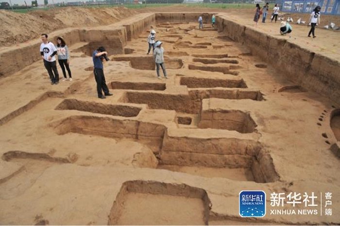 ‘Giants’ Discovered In Ancient Grave In China