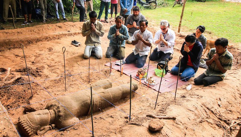 Large Statue Of Ancient Guardian Discovered At Angkor Wat