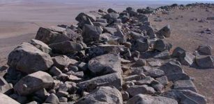 The thickness of the northern wall of Qal'at al-Rahiyya. © M.-O. Rousset mission Marges arides