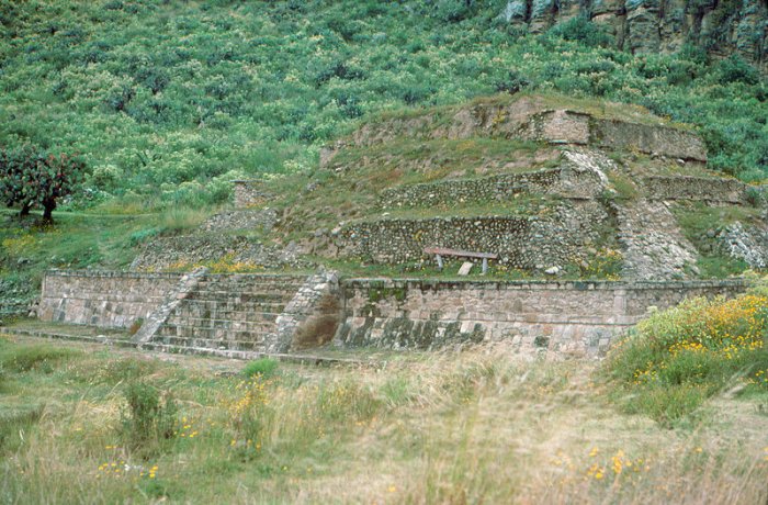Mysterious Huapalcalco Pyramid – Who Built Mexico’s Smallest Pyramid?