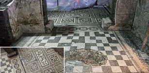 ancient Roman 'Commander's House' and mosaic