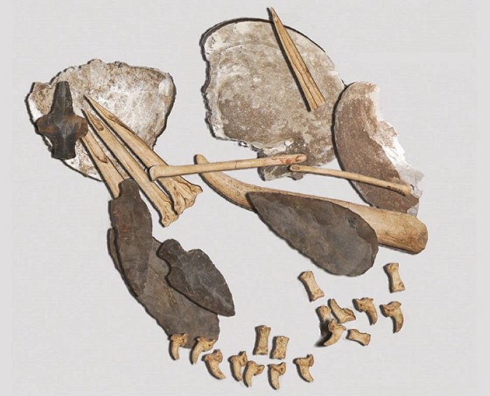 World’s Oldest Tattoo Tools Discovered In Tennessee, North America