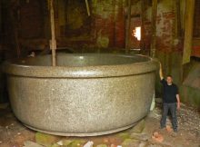 The Giant Bath Tub Built For Tsar Alexander I - Image credit: Russian Urban