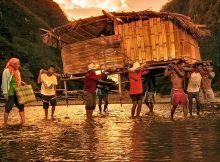 Bayanihan tradition to move he entire house