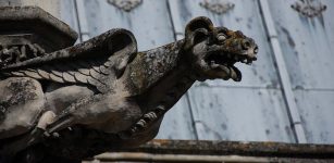 Gargoyles – Mysterious Ancient Fearsome Creatures Warding Off Evil