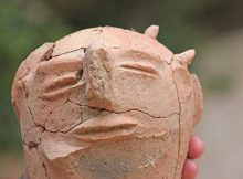 A head of a statue found at Tell Damiyah site in the central Jordan Valley (Photo courtesy of Lucas Petit)