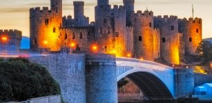 Conwy Castle In Snowdonia: Outstanding Medieval Fortification In Europe