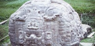 'Cosmic Monster' Zoomorph At Quiriguá Ruled By Cauac Sky, Great Maya Leader