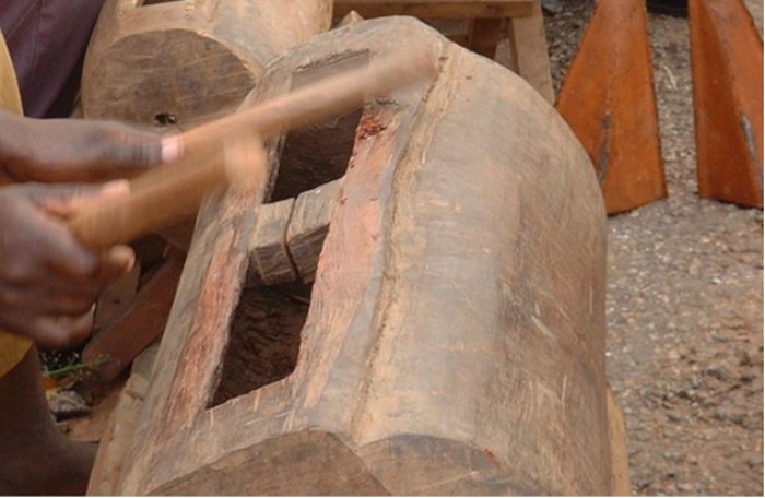 Bamileke tamtam. Image credit:Tatoute/Wikipedia