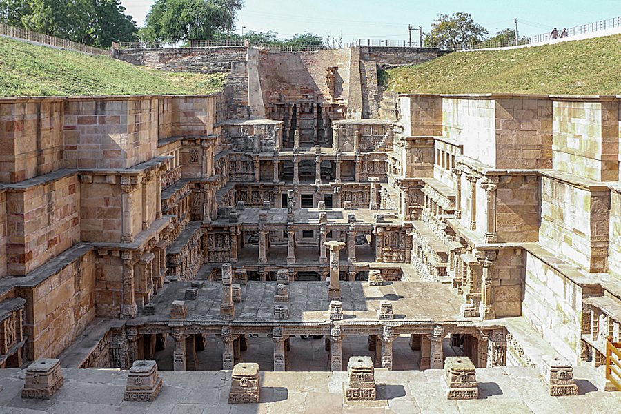 De Rani ki vav in Patan, Gurajat. Image credit: Bernard Gagnon/wikipedia