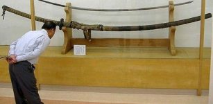 The Norimitsu Odachi – Giant Japanese Sword Remains An Enigma