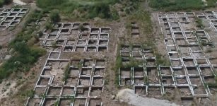 Aerial view of the huge settlement from the Neolithic Period that was discovered in the archaeological excavations. Copyright: Eyal Marco, Israel Antiquities Authority