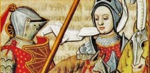 Jeanne de Belleville, aka Jeanne de Clisson. source