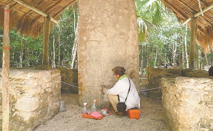 Archaeologuical excavations in the city of Cobá, Mexico