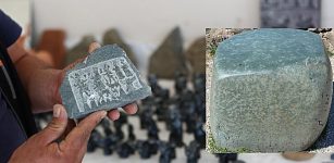 Hittite figures engraved in stones