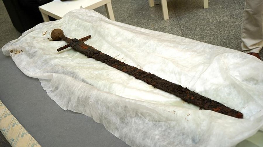 Medieval sword discovered in Odra River, Poland