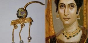 The newly discovered Roman gold earring from Deultum (left) is similar or the same as women’s earrings depicted in the Fayum mummy portrats from Roman Egypt (right, and also see below). Photos: Deultum – Debelt Archaeological Preserve