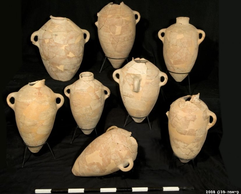 Israeli archaeologists found an astonishing common denominator among storage jars in Israel over a period of 350 years: the inner-rim diameter of the jar's neck. It's consistent with measurements of the palm of a (male) hand and may reflect the use of the original metrics for the biblical measurement of the "tefach," a unit of measurement that was used primarily by ancient Israelites, appears frequently in the Old Testament and is the basis for many legal and purity laws Credit: Credit Clara Amit at Israel Antiquities Authority.