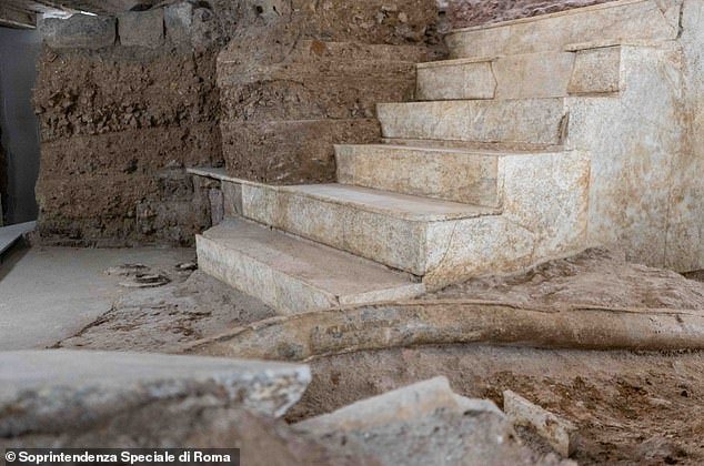 Lavish Home And Exotic Garden Of Emperor Caligula Discovered In Rome 