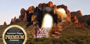 Unexplained Mysteries Of The Superstition Mountains - A Gateway To Other Worlds?