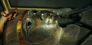 Pharaoh Psusennes I Was Buried In The Silver Coffin Decorated With Gold