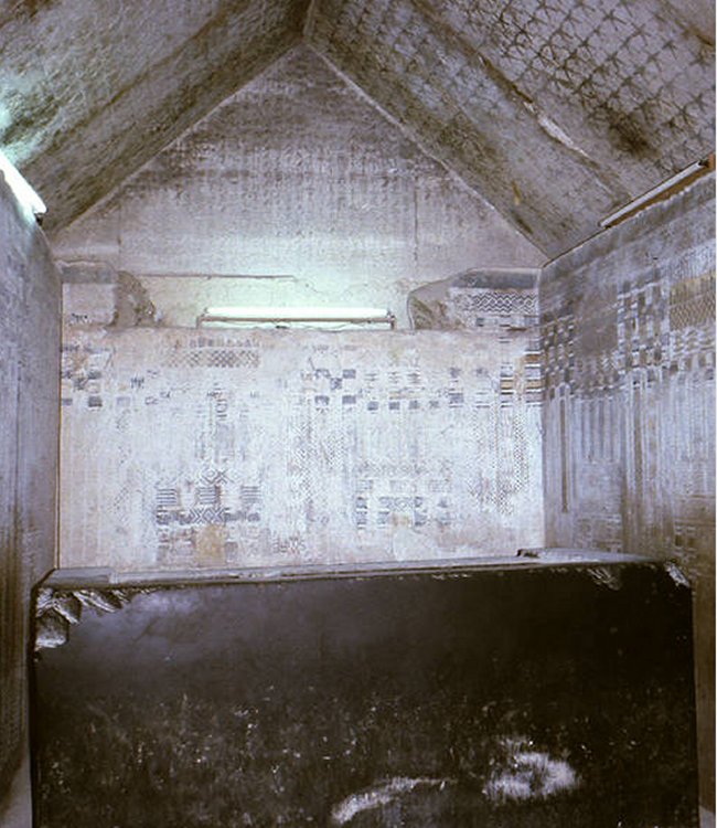 Black greywacke sarcophagus in the funerary chamber of Unas' pyramid.
