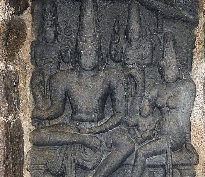 Somaskanda Panel with Shiva, Uma, and their son Skanda. - Ancient Pages