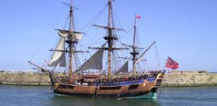 Captain James Cook's Famed Vessel The Endeavour Possibly Discovered On The Coast Of Rhode Island