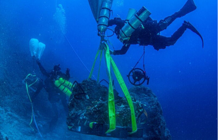 Massive Head Of Hercules Pulled From The Antikythera Shipwreck