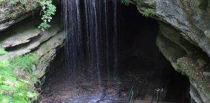 Historical Artifacts Found In The Mammoth Cave's Mysterious Passageway