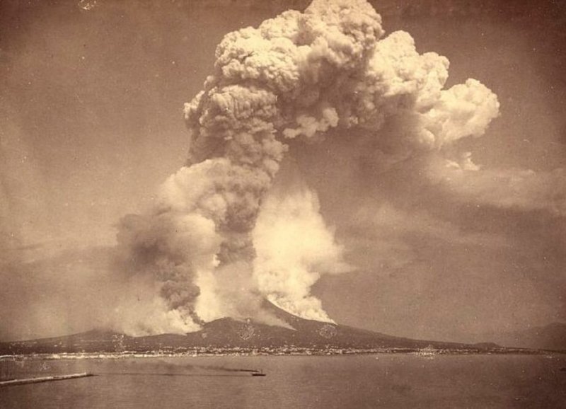 Mt. Vesuvius erupts in 1880. Researchers are detailing a cataclysmic eruption of Vesuvius from thousands of years before the famous eruption that buried Pompeii.