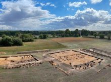 Huge 1,400-Year-Old Hall Of The First Kings Of East Anglia Discovered In Rendlesham