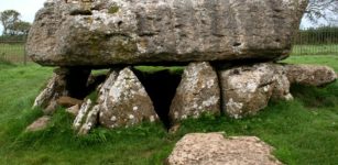 Din Lligwy: Prehistoric Celtic Settlement Of Anglesey, Wales