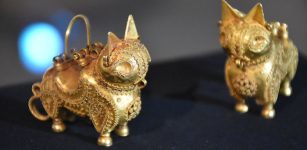 Beautiful Gold 'Lynx' Earrings Discovered In The Ruins Of The Ancient Lost City Of Ani Go On Display In 2023